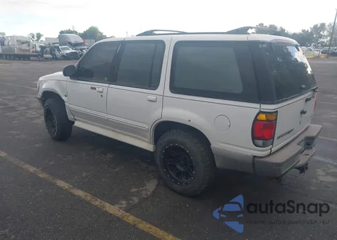 1996 Ford Explorer z USA, uszkodzony, nr VIN 1FMDU32P0TZA22738